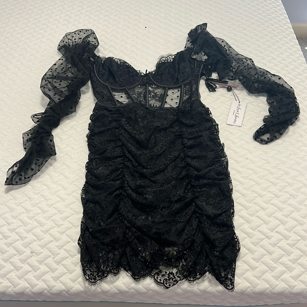 Mesh and lace party dress